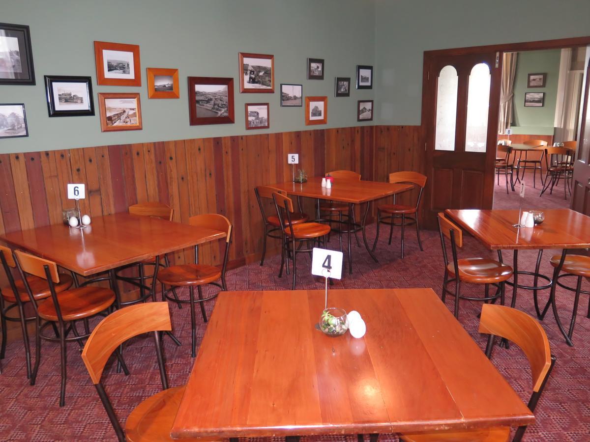 Mossburn Railway Hotel Exterior foto