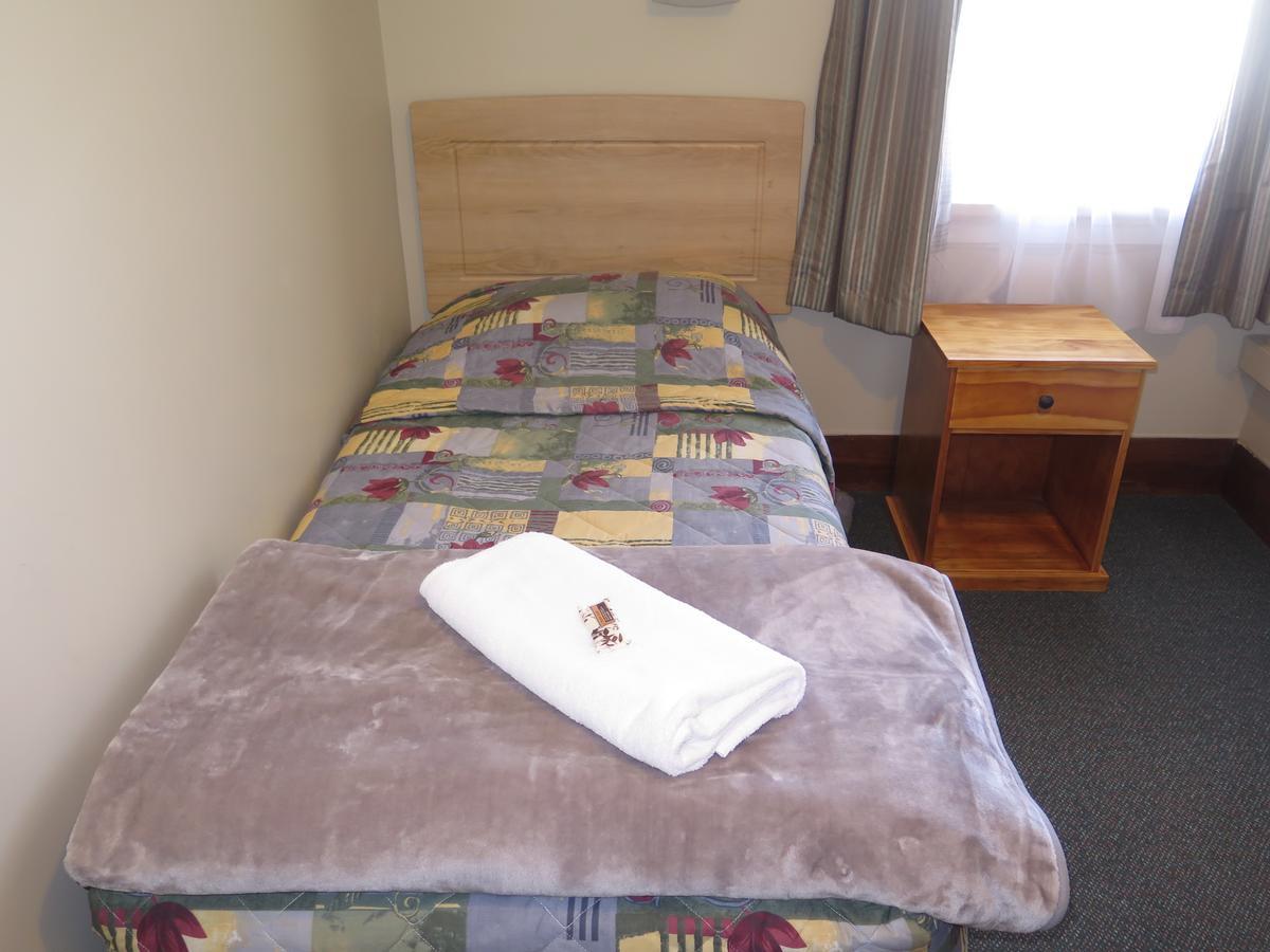 Mossburn Railway Hotel Habitación foto